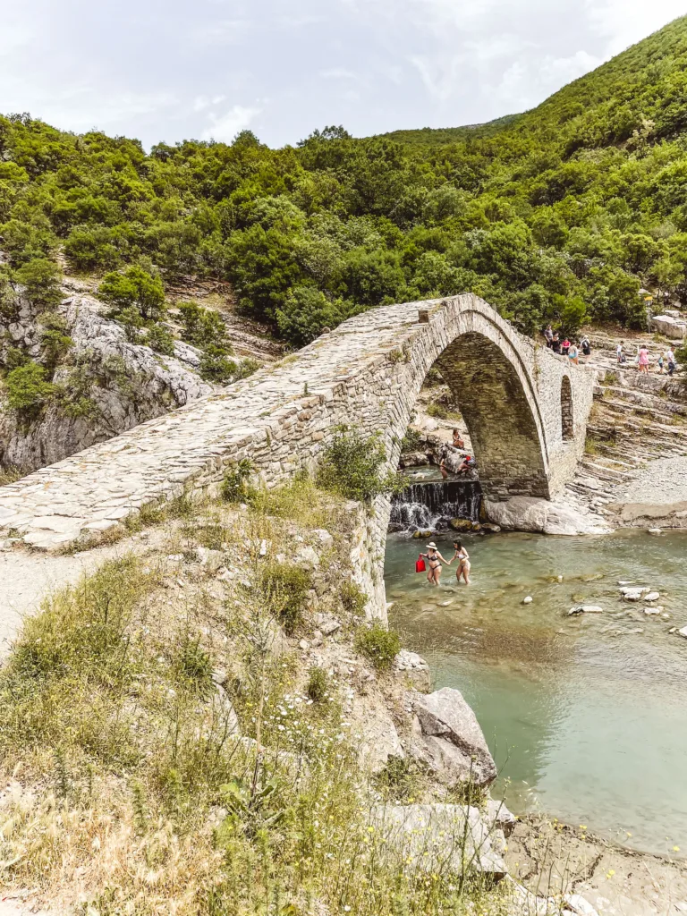 albanien - llangarica canyon